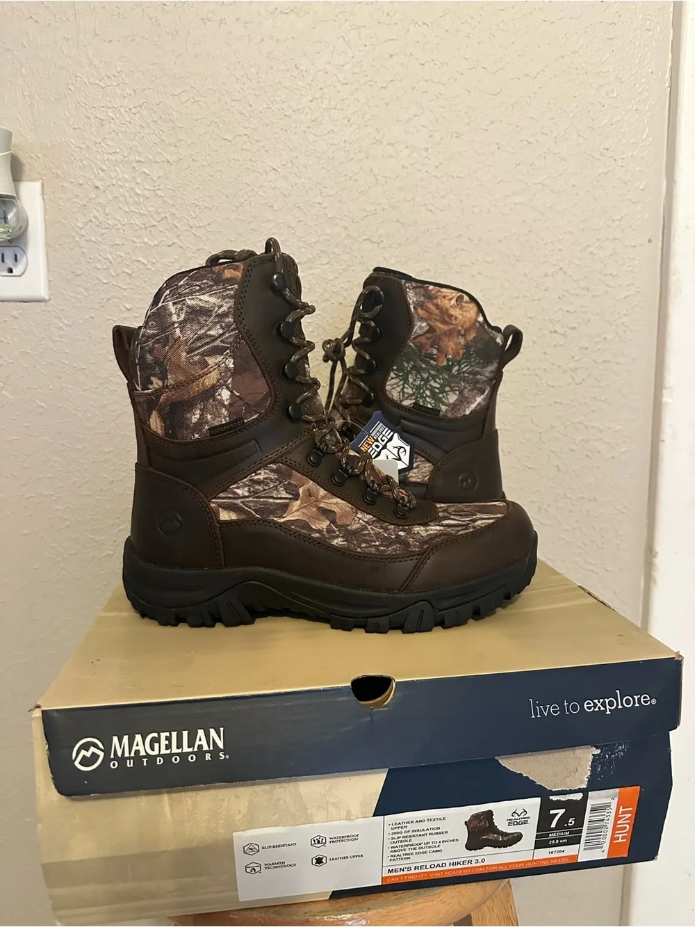 Magellan Outdoors Men's Brown Camouflage Hunting Boots size 7.5